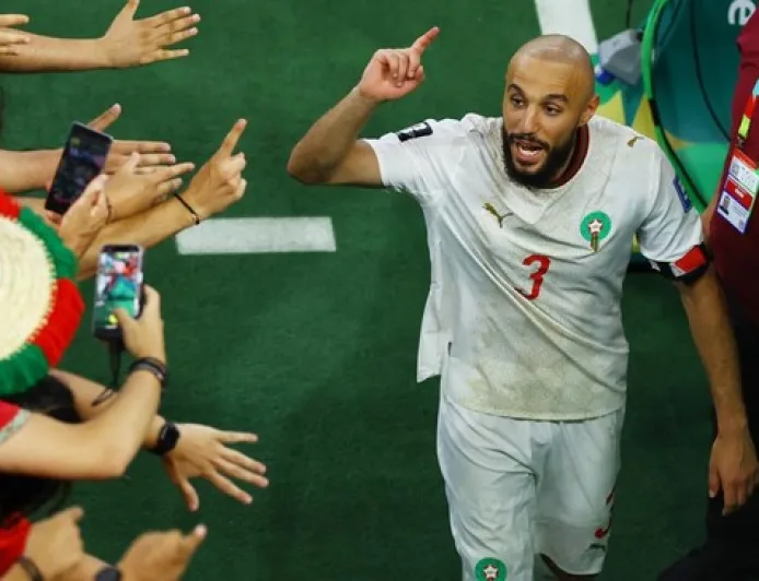 Noussair Mazraoui Mau Pensiun Jadi Imam Masjid Usai Piala Dunia 2026