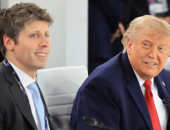 Mike Bloomberg Kritik Rencana Kepemilikan AI Trump: Bikin George Orwell Malu