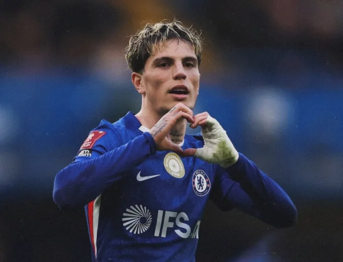 Aston Villa Ingin Pinjam Garnacho Usai Jual Morgan Rogers ke Chelsea 117 Juta Pound