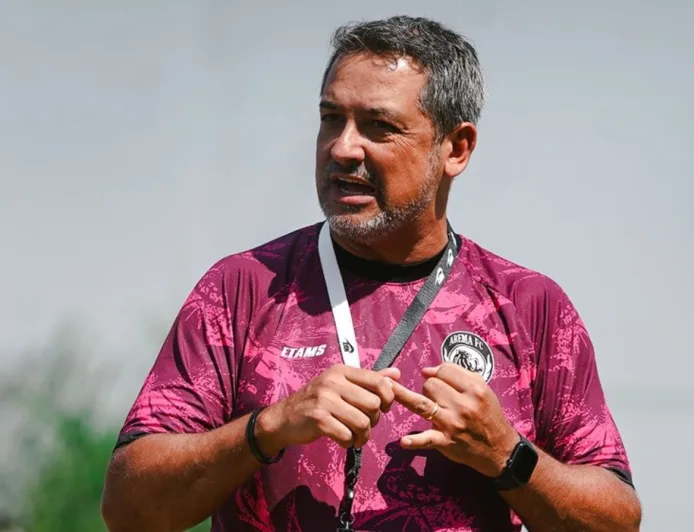 Marcos Santos Bangun Identitas Baru Arema FC Jelang Piala Presiden 2026
