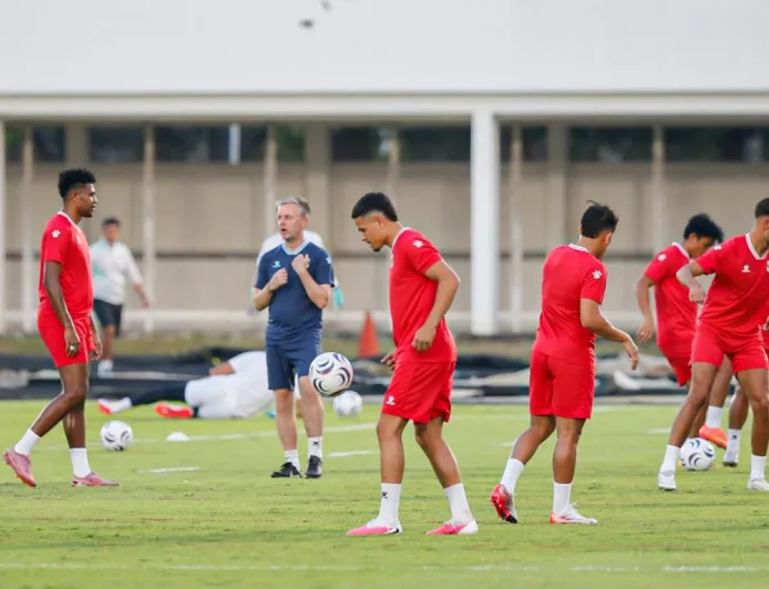 Timnas Indonesia Terbang ke Thailand Tanpa Gunakan Pesawat Charteran, Ini Alasannya