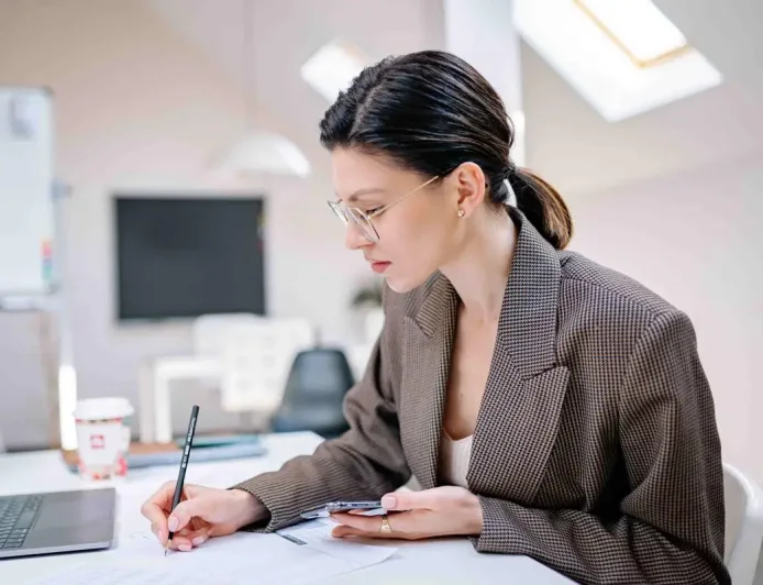 5 Tips Menyikapi Quiet Hiring Agar Karier Tetap Berkembang dan Produktif