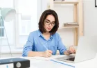 5 Cara Bertahan saat Deadline dan Meeting Sama-Sama Padat