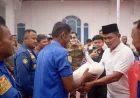 Bersihkan Material Banjir Bandang, Satpol PP dan Damkar Kabupaten Solok Terima Reward