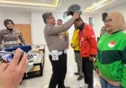 Tak Cuma Safety Riding, Polda Kalsel Bekali 100 Ojol Keterampilan Penanganan Korban Kecelakaan