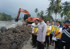 Menteri PU Tinjau Penanganan Banjir Padang, Siapkan Check Dam di Hulu Sungai