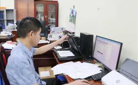 Percepat digitalisasi dan buat catatan anggota partai secara elektronik.