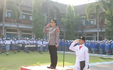 Wakapolres Gianyar Ajak Pelajar SMA Bijak Bermedia Sosial