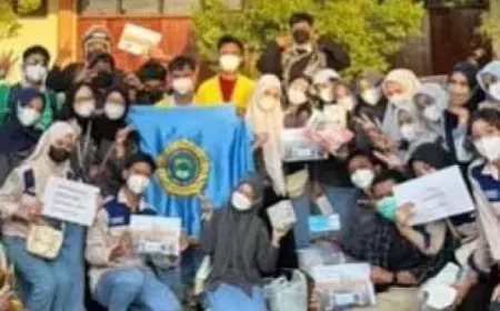 Aksi Sosial Mahasiswa UMW Bantu Lindungi Warga dari Kabut Asap