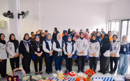 Sambut HUT ke-15, NasDem Kalbar Bekali Warga Binaan Lapas Perempuan Keterampilan Merajut