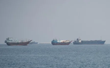Bos IMO Wanti-wanti Kapal Komersil Hindari Pelayaran di Selat Hormuz