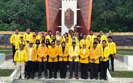 Bentuk Penghormatan, Golkar Berau Awali HUT ke-62 dengan Ziarah ke Makam Pahlawan