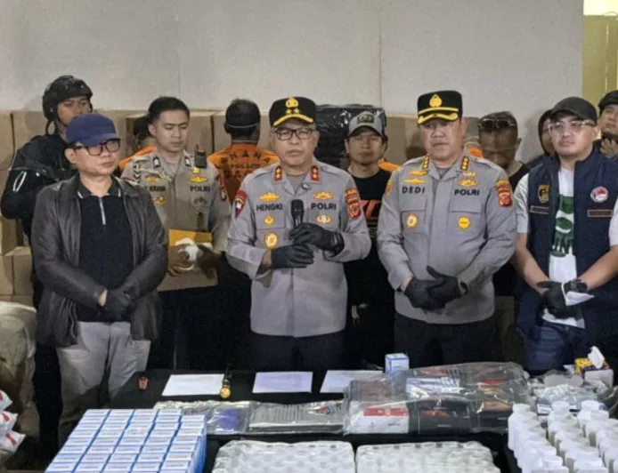 Lima Tersangka Ditangkap, Pabrik Obat Ilegal Bandung Kapasitas Produksi 8 Juta Butir per Hari