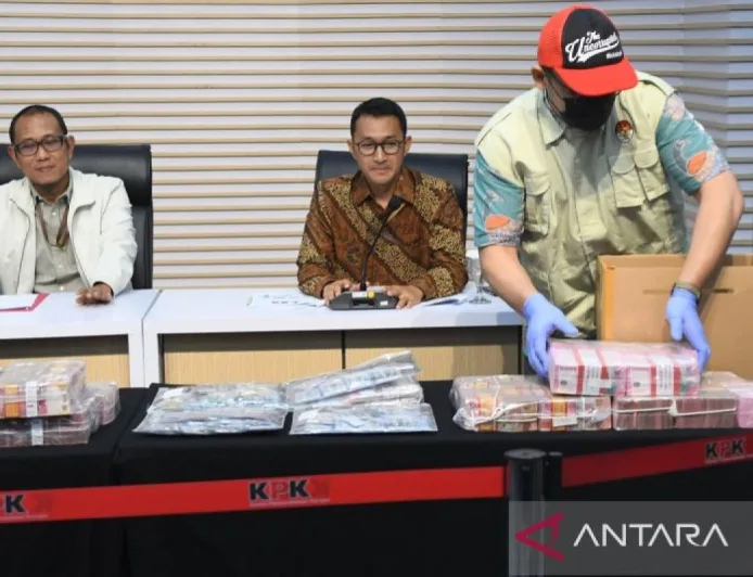 Hukum kemarin, kasus korupsi BNPB hingga Napoleon Bonaparte wafat