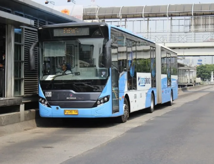Sempat Terdampak Kecelakaan Truk, Sejumlah Rute Transjakarta Sudah Kembali Normal