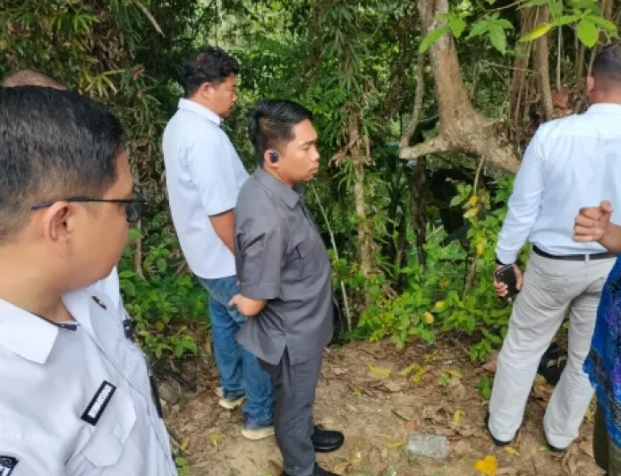 DPRD Nunukan Tinjau Kantor KPU Terancam Longsor