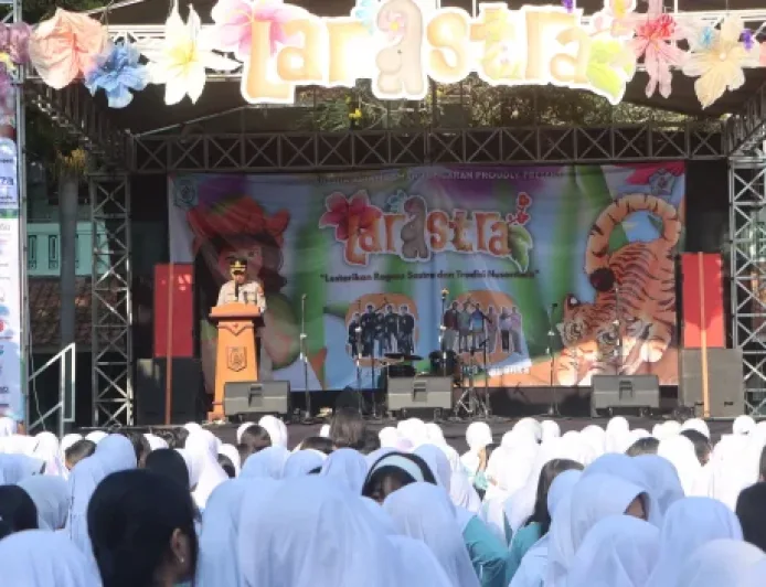 Buka Bulan Bahasa, Kapolres Semarang Ajak Siswa Bijak Bermedia Sosial